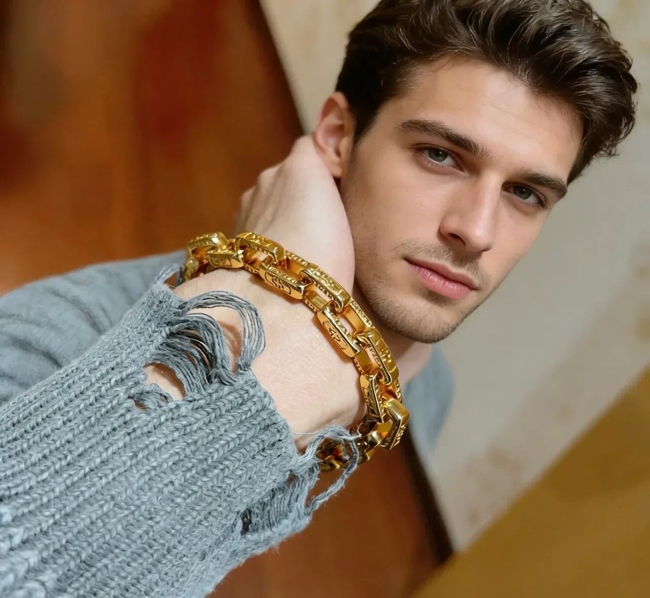 Bvlgari Iconic Link सोने के रंग का उकेरा हुआ चेन ब्रेसलेट 3