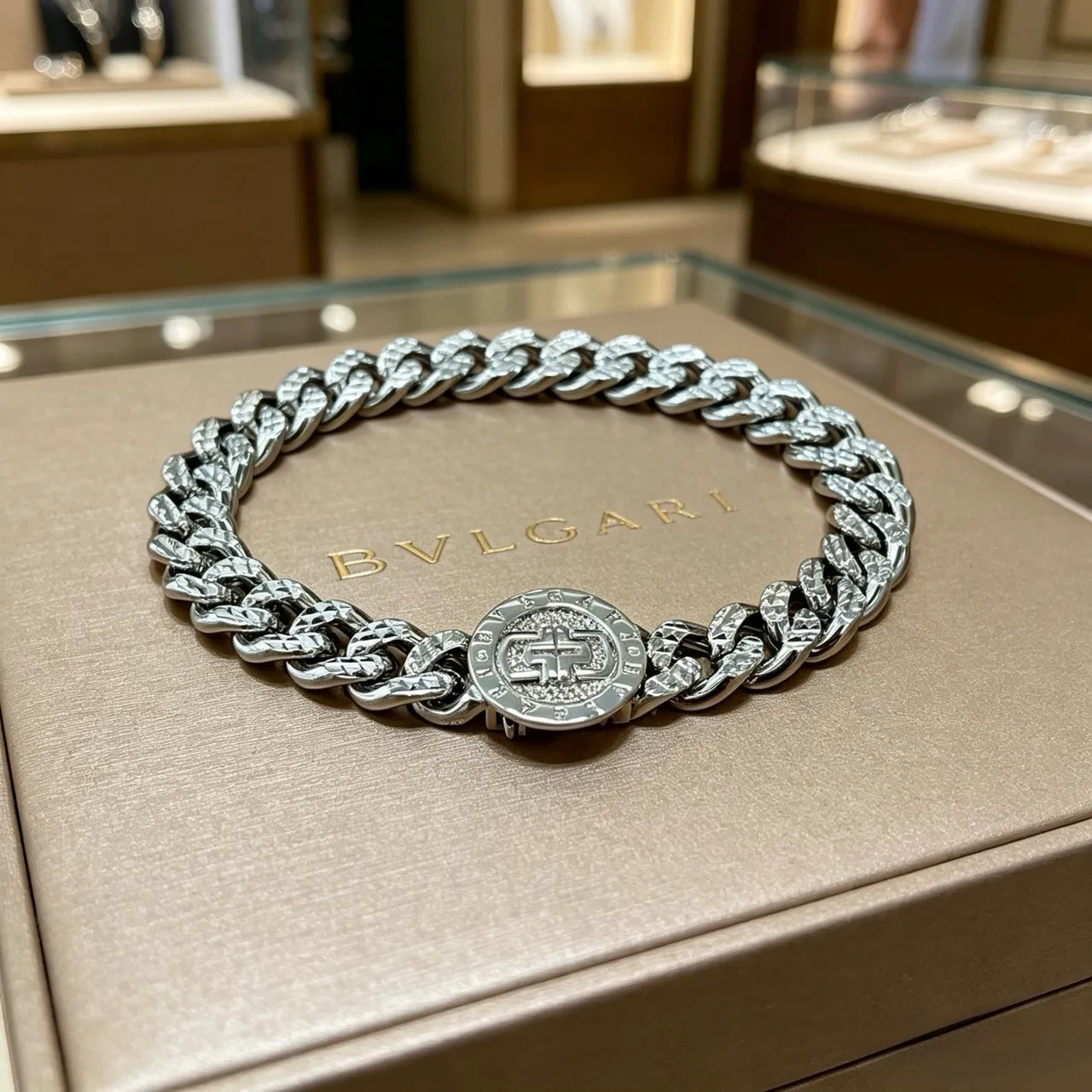 Bvlgari Iconica রুপো মোটা Curb-Link Faceted Diamond-Cut Finish ব্রেসলেট 5