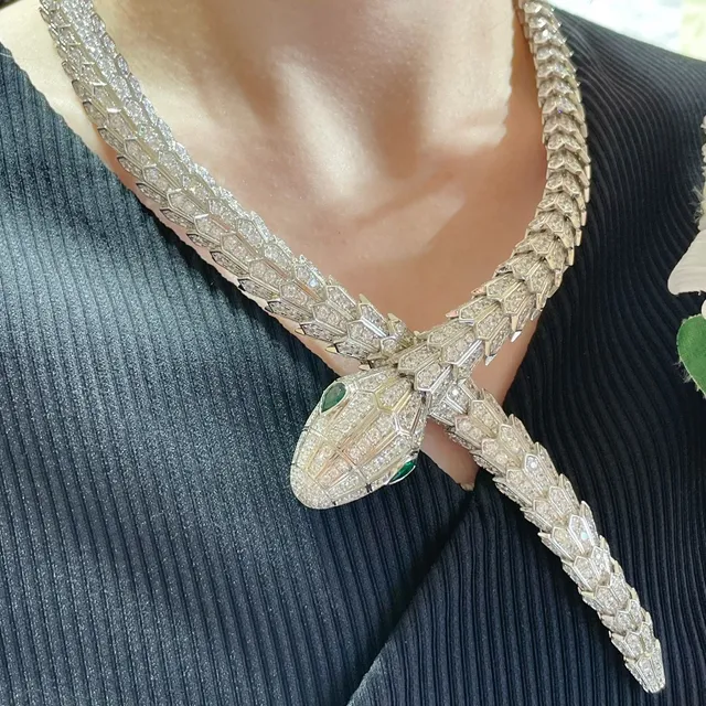 Bvlgari Silver Green Serpent Motif Pavé-Set Diamonds Necklace 9