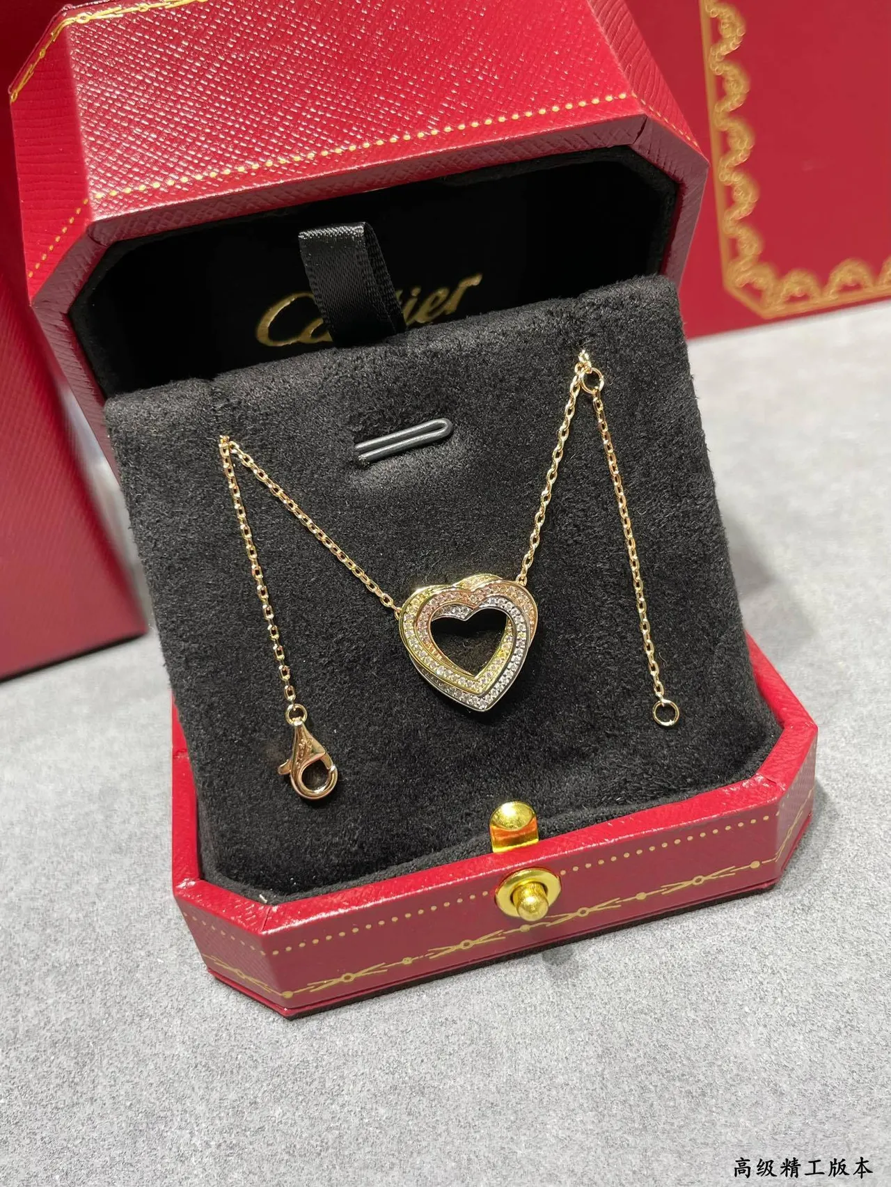 Cartier Amulette de Cartier Coração Colar Duas Camadas Pavé Diamante Bicolor Ouro 6