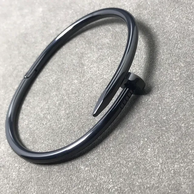 Cartier Juste un Clou Pulseira com motivo de prego preto polido 3