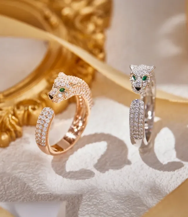 Cartier Panthère Panther Head Pavé Diamond Emerald Eye Open Ring 8