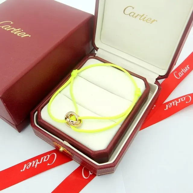 Cartier Trinity Bracelet en Cordon Rose 7
