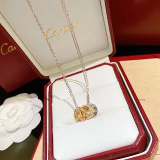 Cartier Trinity তিন interlocking rings এর মালা