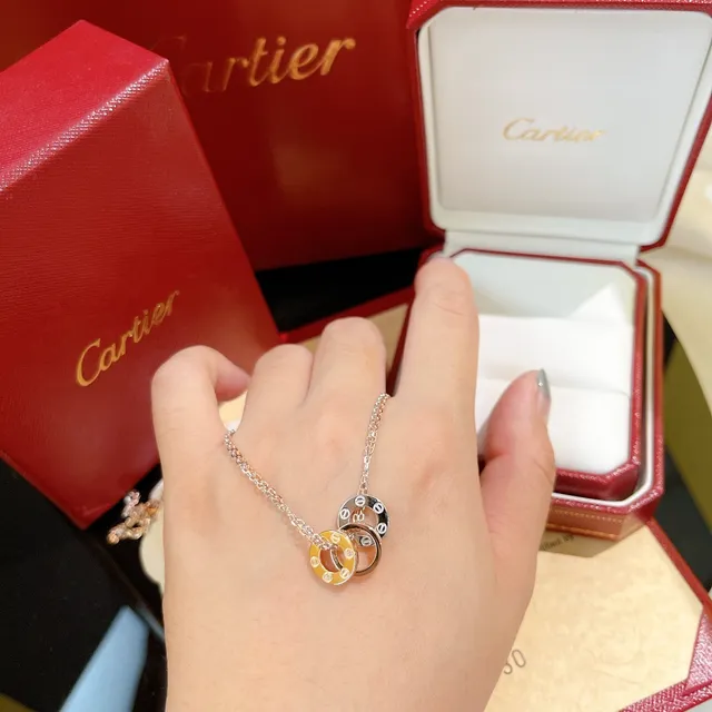 Cartier Trinity قلادة ثلاث حلقات متشابكة 5