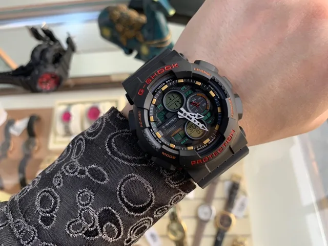 Casio G-Shock GA-100 কালো লাল সোনা স্পোর্টস ওয়াচ 2