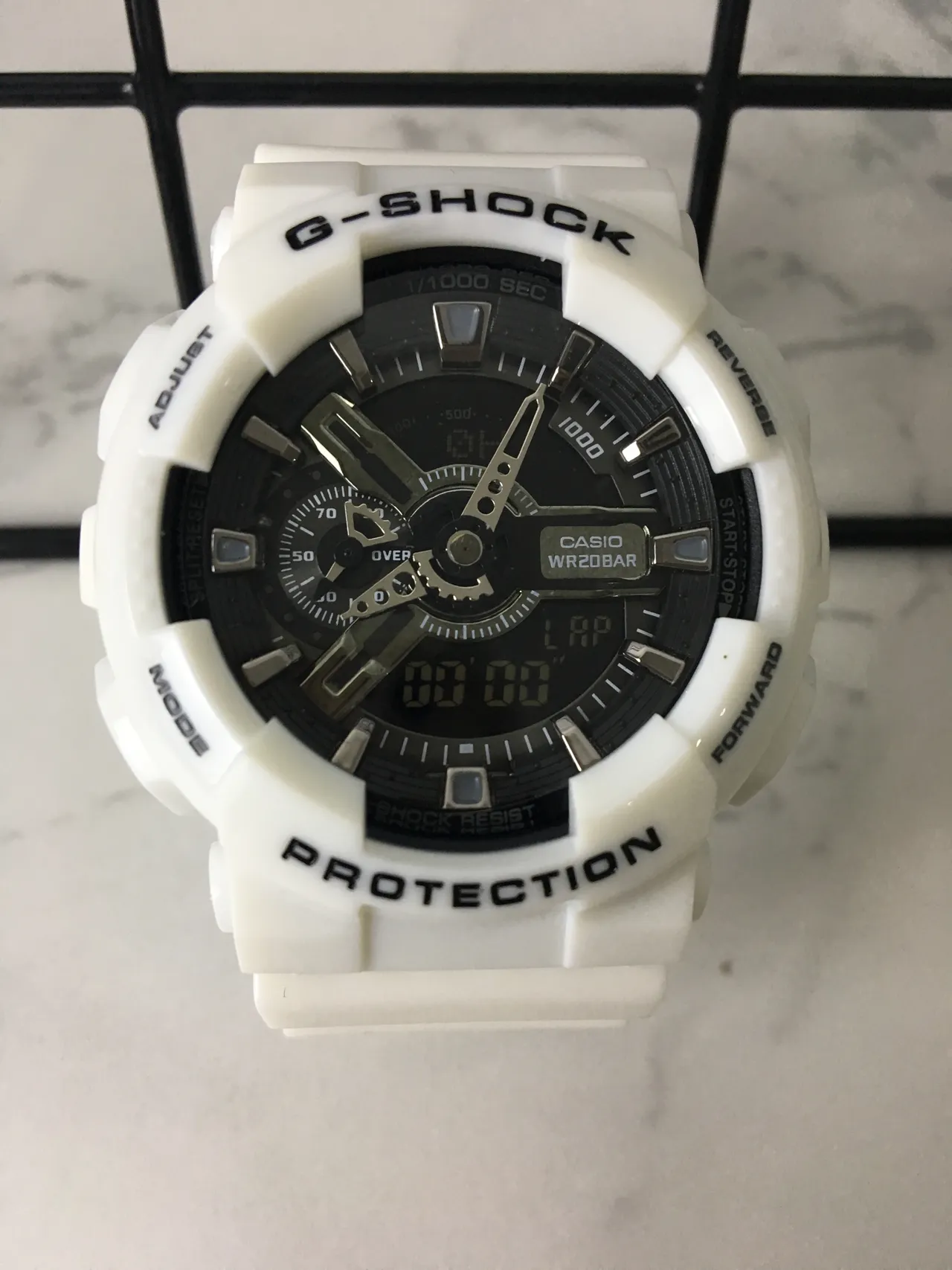 Casio G-Shock GA-100 सफेद और काला खेल घड़ी 3