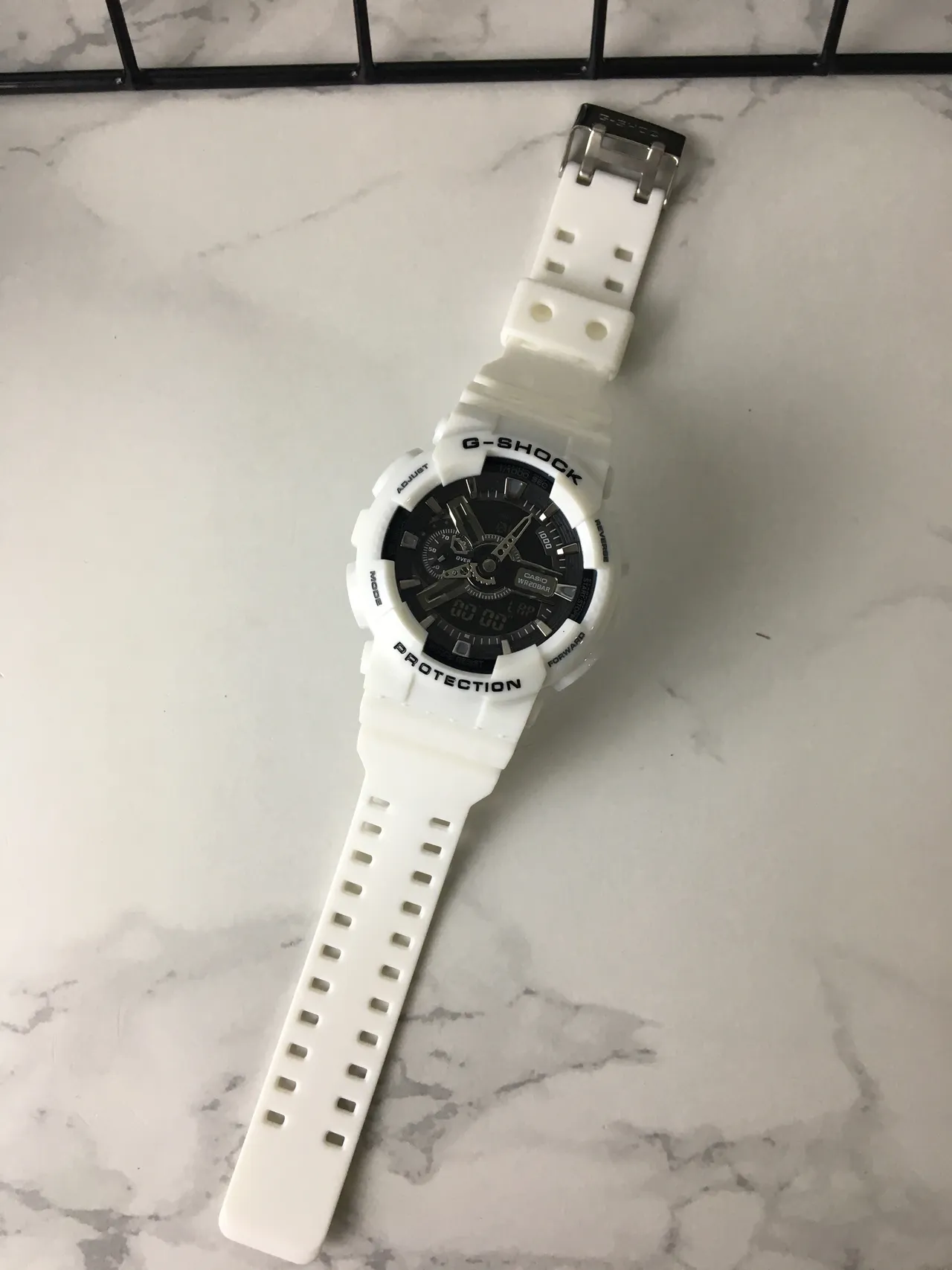 Casio G-Shock GA-100 सफेद और काला खेल घड़ी 6