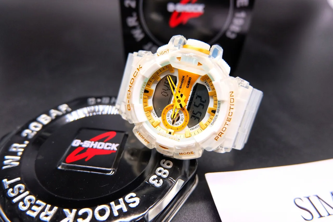 Casio G-Shock GA-2100 ساعة أبيض شفاف وذهبي رياضية 3