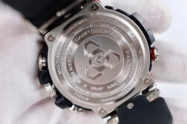Casio G-Shock MT-G Reloj deportivo negro y plateado 4