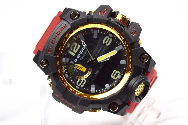Casio G-Shock Mudmaster 红色和黑色运动手表 6