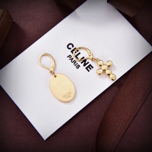 Celine 金色椭圆印花与珍珠十字耳环 5