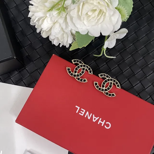 Chanel Bijoux Fantaisie Interlocking CC Boucles d'oreilles Cristal Noir 4
