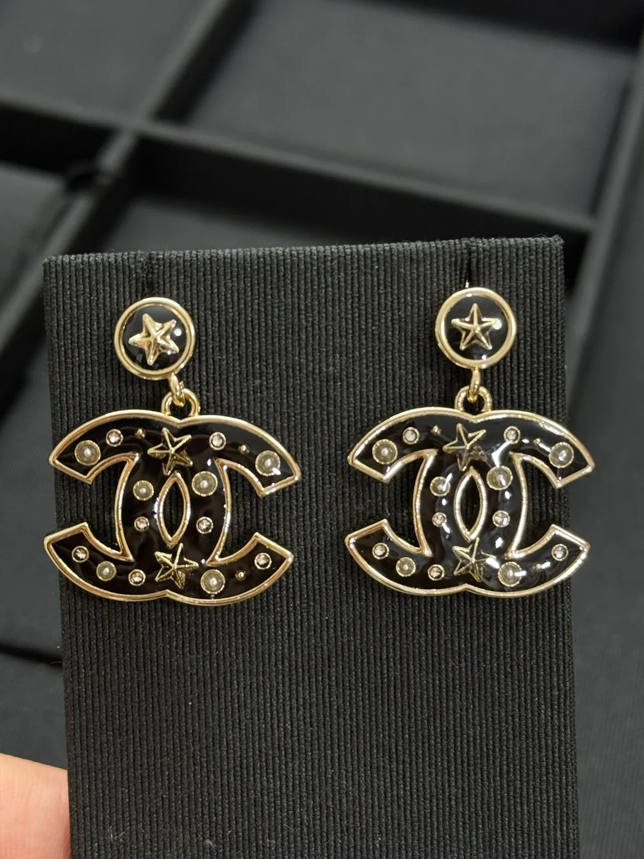 Chanel Black Gold Interlocking CC Logo Enamel Earrings 3