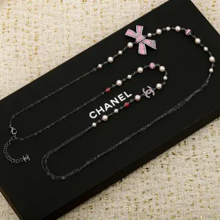 Chanel أسود وردي سلسلة لؤلؤية سلسلة مينا قوس معلق قلادة