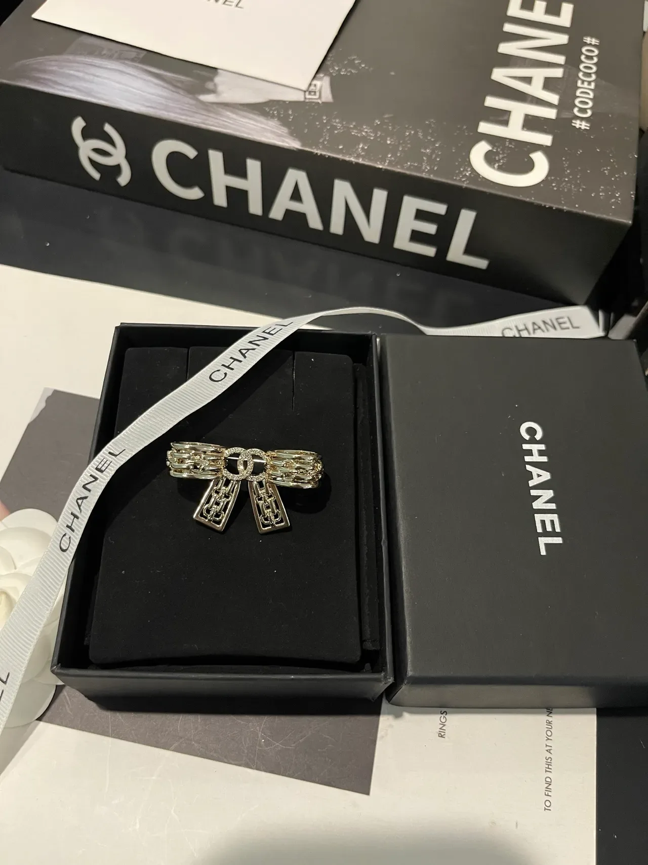 Chanel Bow Brooch Silver-Tone Crystal-Embellished Brooch 6