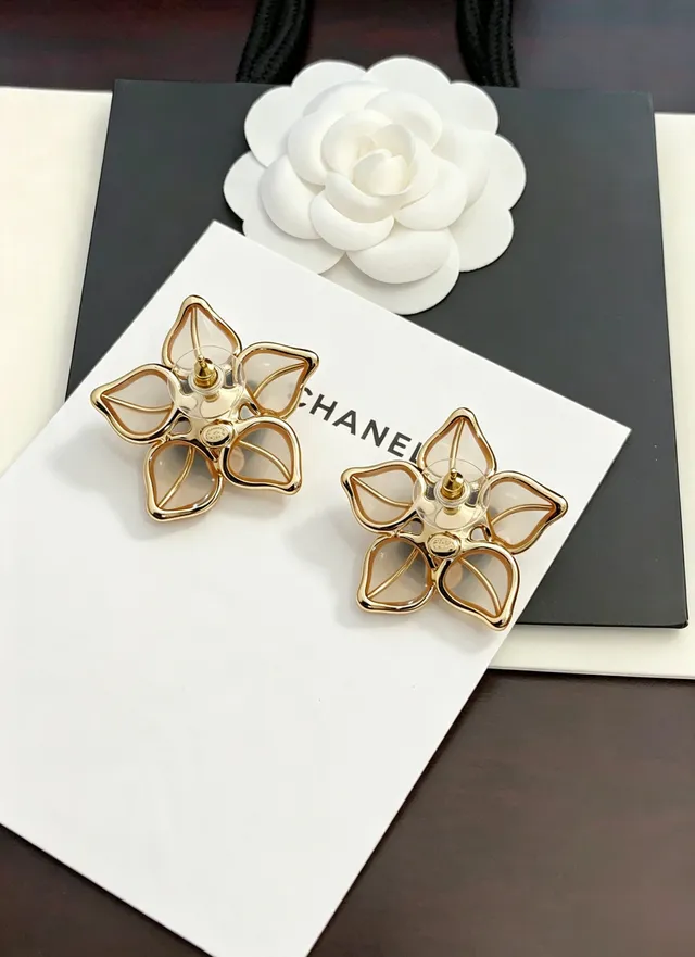 Chanel Camélia Fleur Doré Noir Floral Boucles d'Oreilles à Clou Métal 2