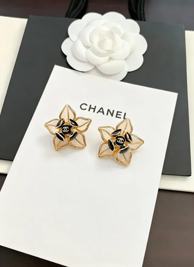 Chanel Camélia Fleur Doré Noir Floral Boucles d'Oreilles à Clou Métal 3