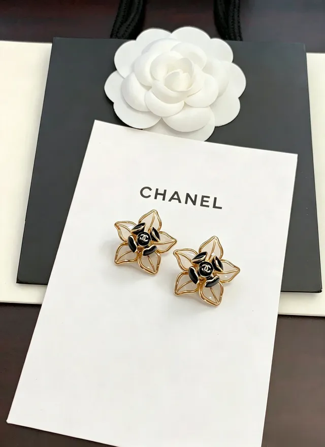 Chanel Camélia Fleur Doré Noir Floral Boucles d'Oreilles à Clou Métal 6