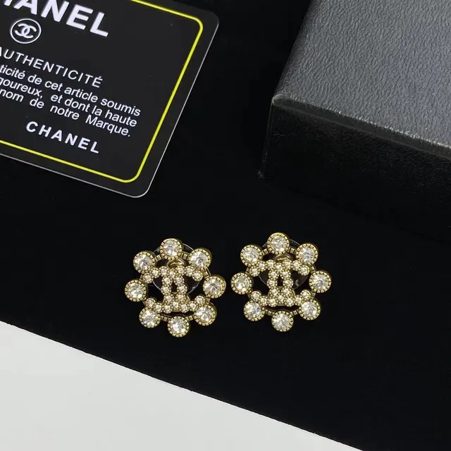 Chanel CC Boucles d'oreilles en Cristal Doré 5