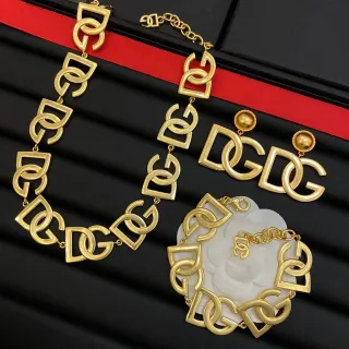 Chanel CC-Link Gold White Collier de métal avec motif entrelacé