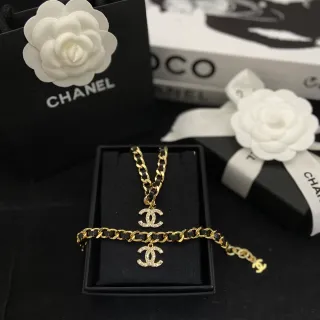 Chanel CC Logo Chain ذهبي أسود Curb Leather Interspacing قلادة