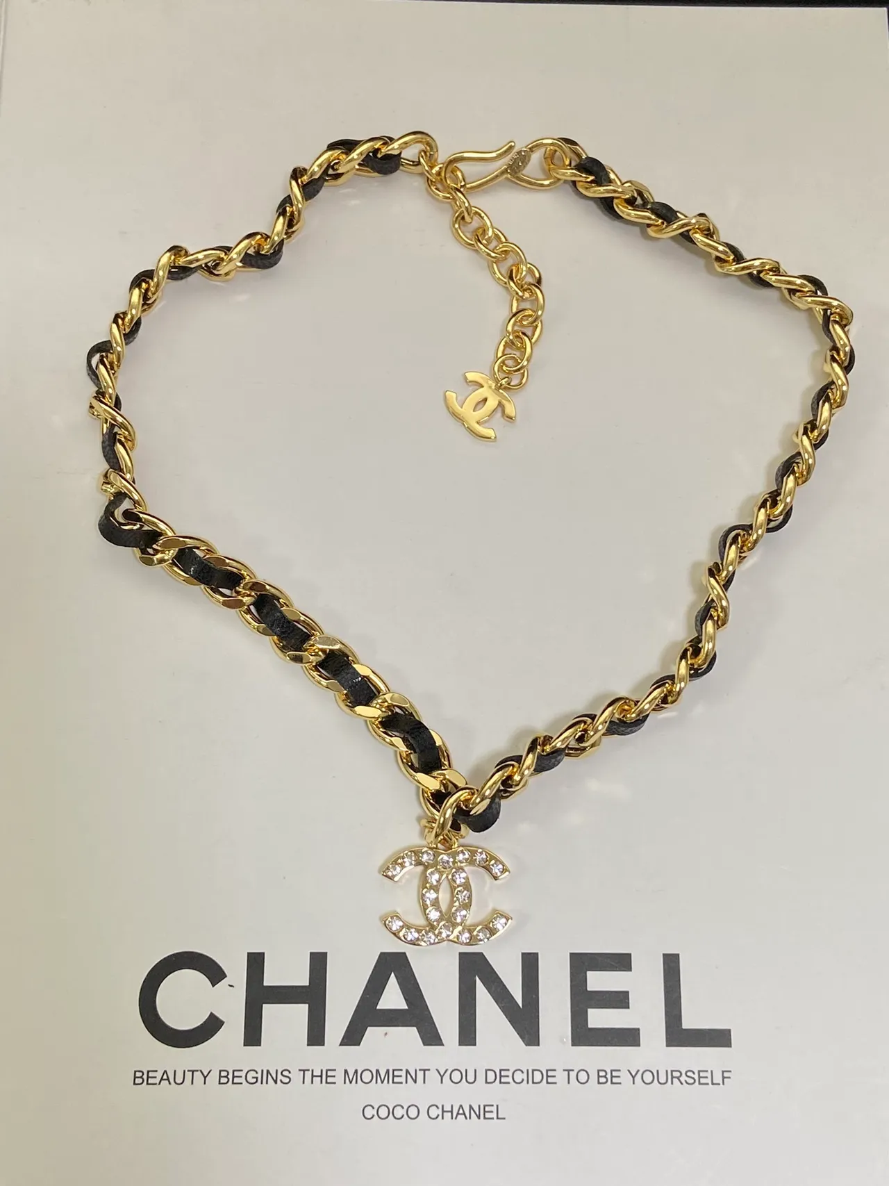 Chanel CC Logo Chain 金黑 Curb Leather Interspacing 项链 3