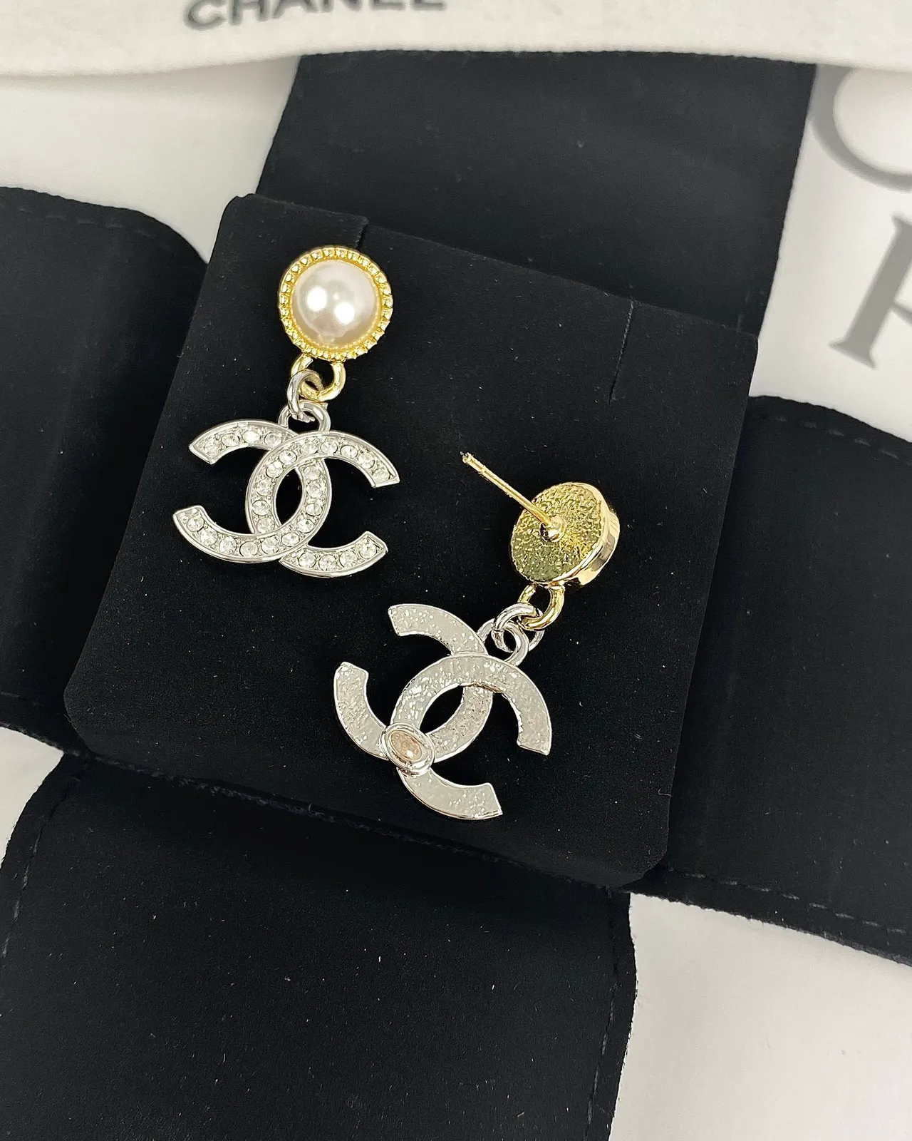 Chanel CC Logo drop argent or perle supérieure cristal encrusté boucles d'oreilles 7