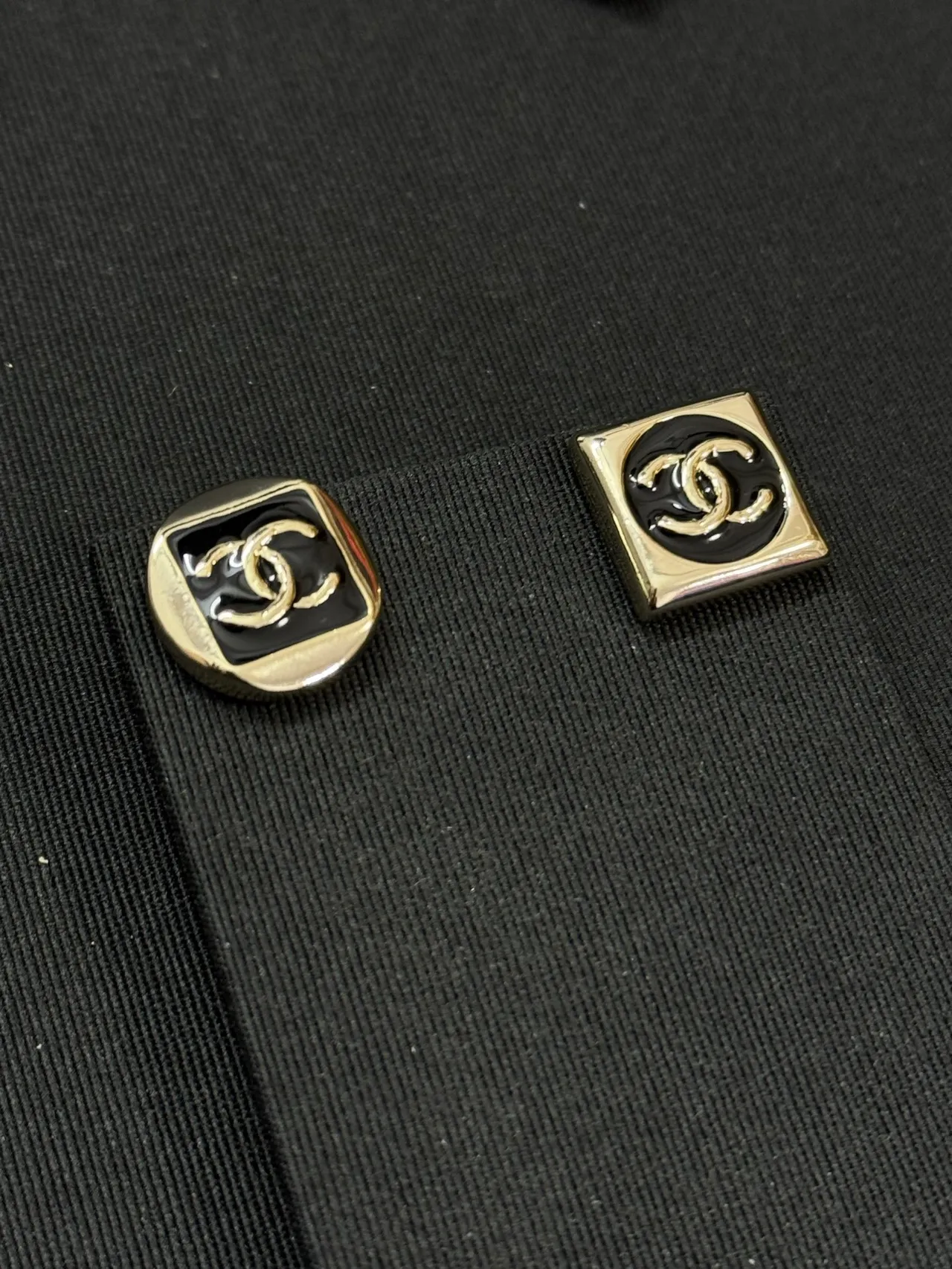 Chanel CC Logo Stud Black Gold Metal Enamel Earrings 2