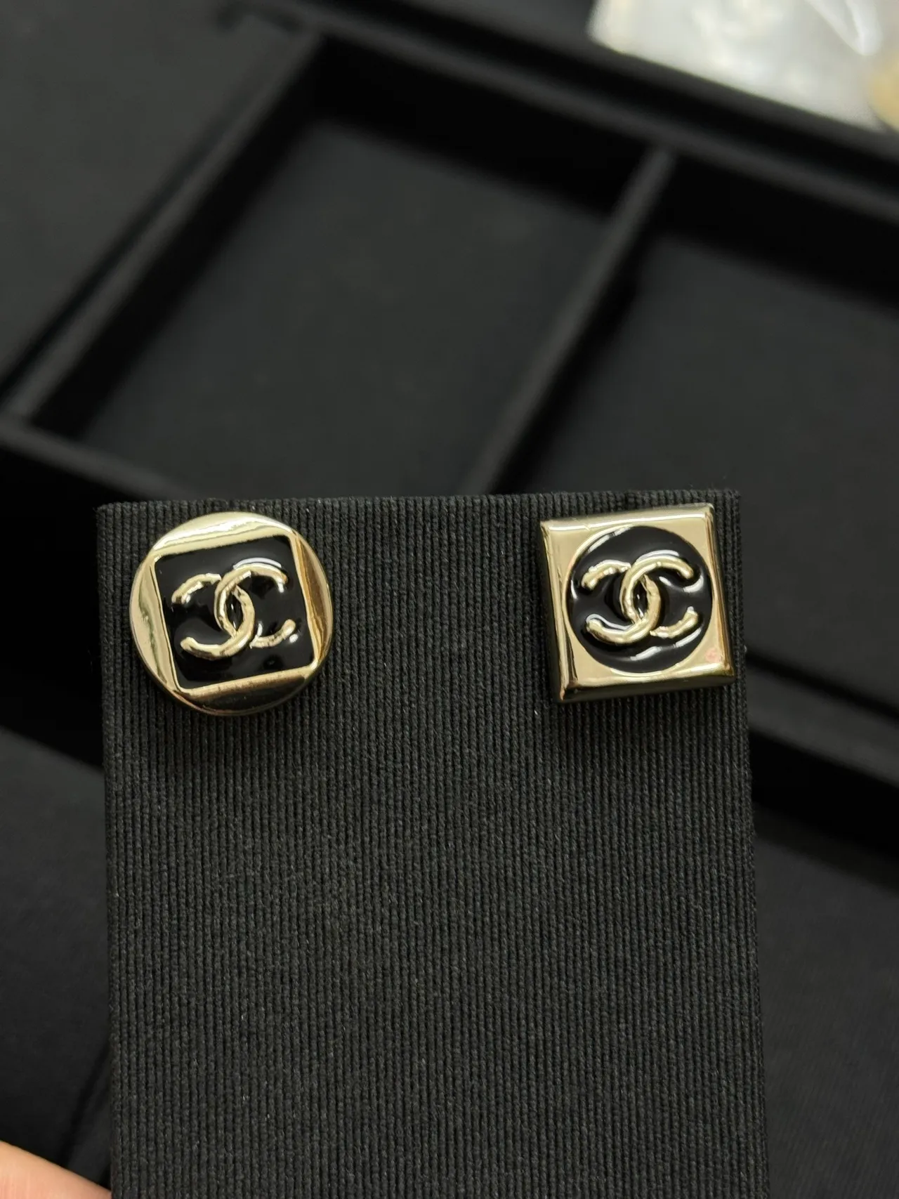 Chanel CC Logo Stud Black Gold Metal Enamel Earrings 4