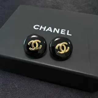 Chanel CC Brincos Stud Preto Dourado Redondos Esmaltados