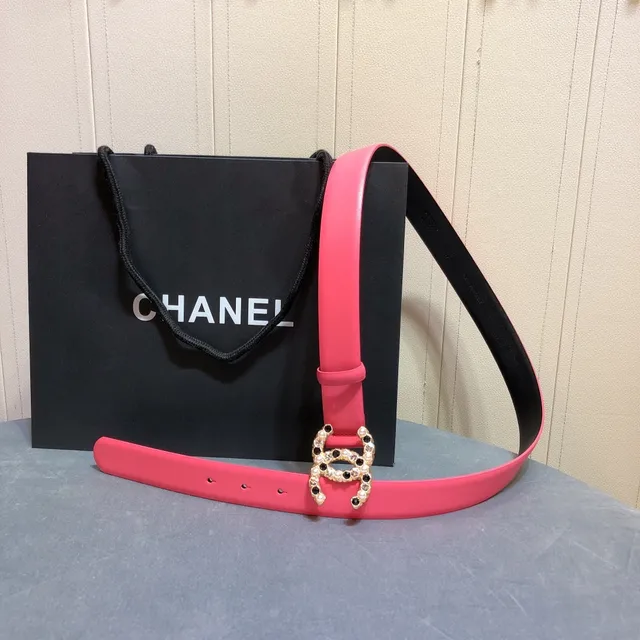 Chanel Embellished CC Buckle Pink Leather Belt 4