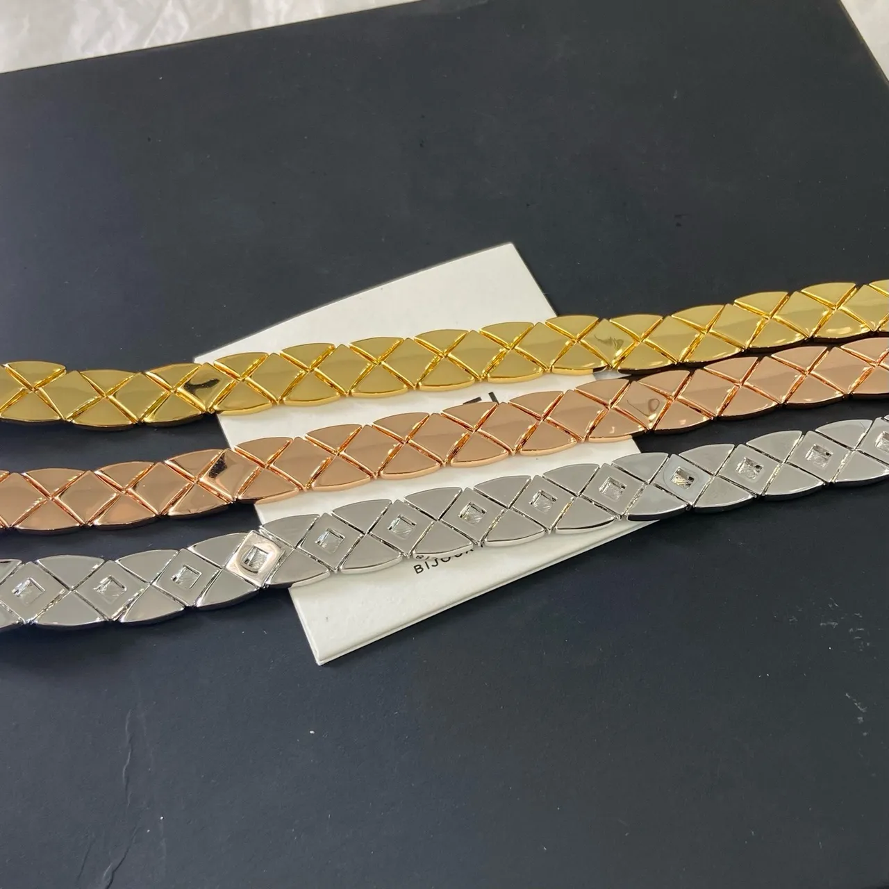 Chanel 金色 刚性 项圈 绗缝 钻石切割 链节 项链 4
