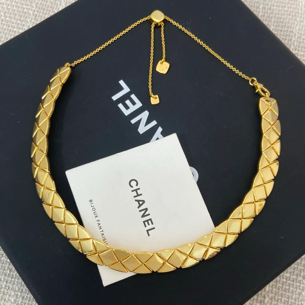 Chanel 金色 刚性 项圈 绗缝 钻石切割 链节 项链 6