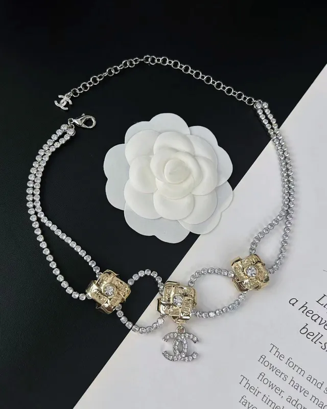 Chanel সোনা রূপা মাল্টি স্ট্র্যান্ড ক্রিস্টাল পাভে কিউব চার্মস নেকলেস 7