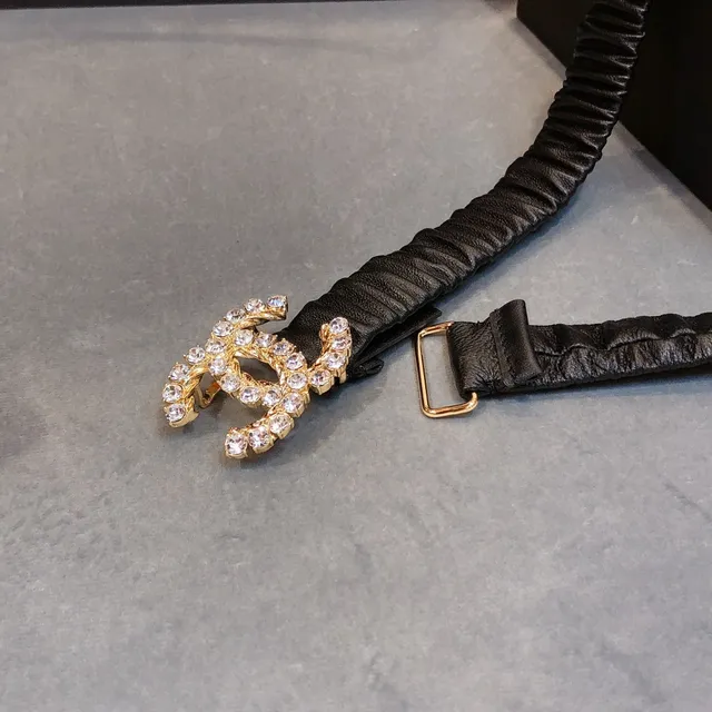 Chanel Interlocking CC Ceinture Noir Or Sangle Elastique Ruched Boucle ornée de cristaux Cuir 4