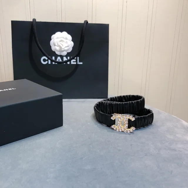 Chanel Interlocking CC Ceinture Noir Or Sangle Elastique Ruched Boucle ornée de cristaux Cuir 6