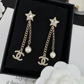 Chanel نجم و CC لوجو أقراط قطرة لؤلؤ