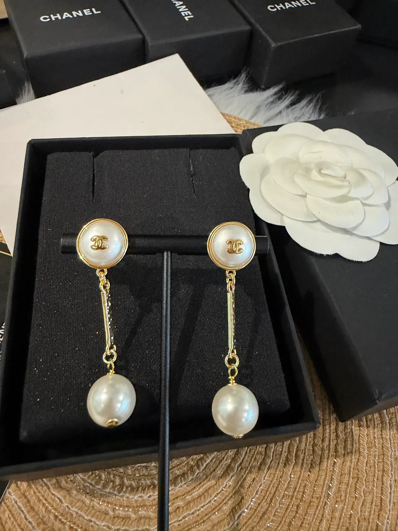 Brincos Chanel Ouro Branco Duplo Pérola Pingente Corrente Elos 4