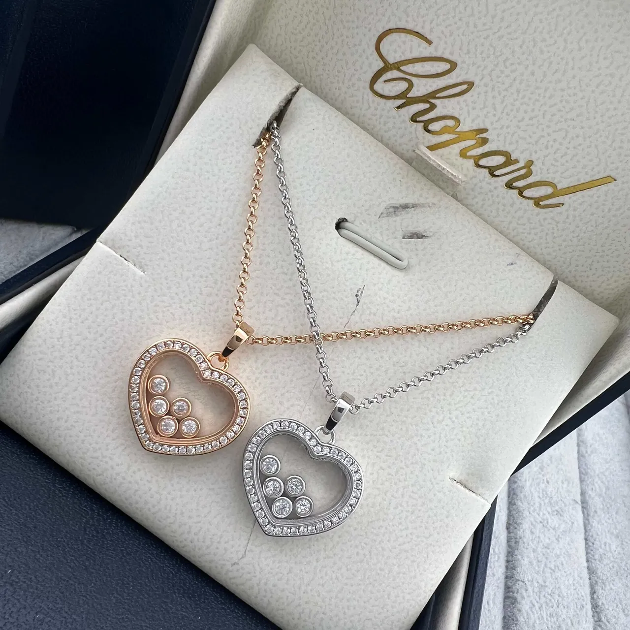 Chopard Happy Hearts Colares de pingante de coração de diamantes em ouro rosa e ouro branco 5