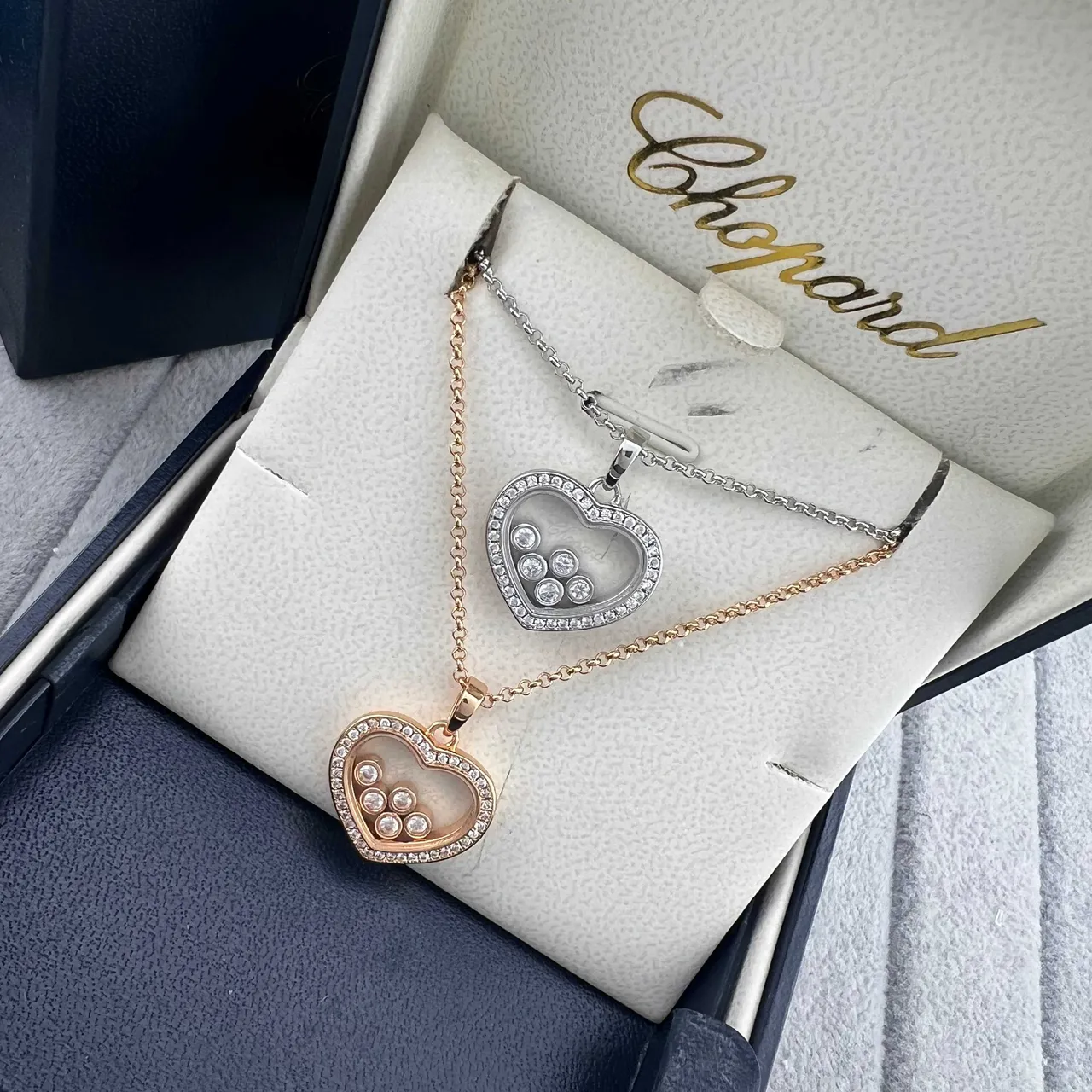 Chopard Happy Hearts Colares de pingante de coração de diamantes em ouro rosa e ouro branco 6