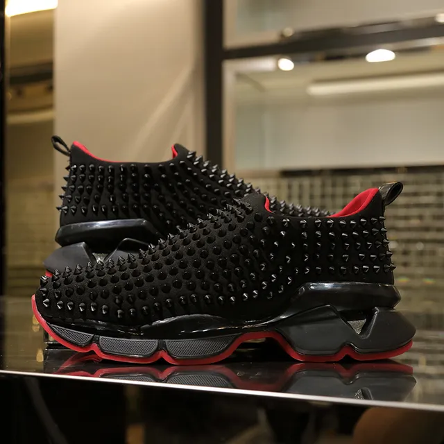 Christian Louboutin 黑色红色铆钉针织鞋面 套脚构造 厚底运动鞋 2