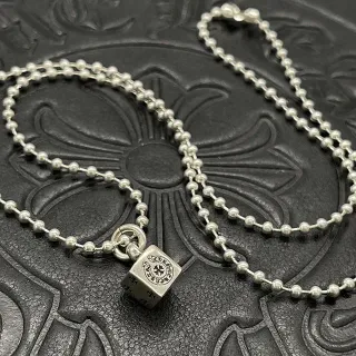 Chrome Hearts क्रॉस क्यूब पेंडेंट बॉल चेन नेकलस
