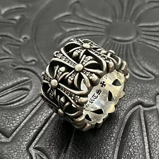 Chrome Hearts ক্রস মোটিফ রুপালি কালো অক্সিডাইজড চওড়া ব্যান্ড আংটি 5