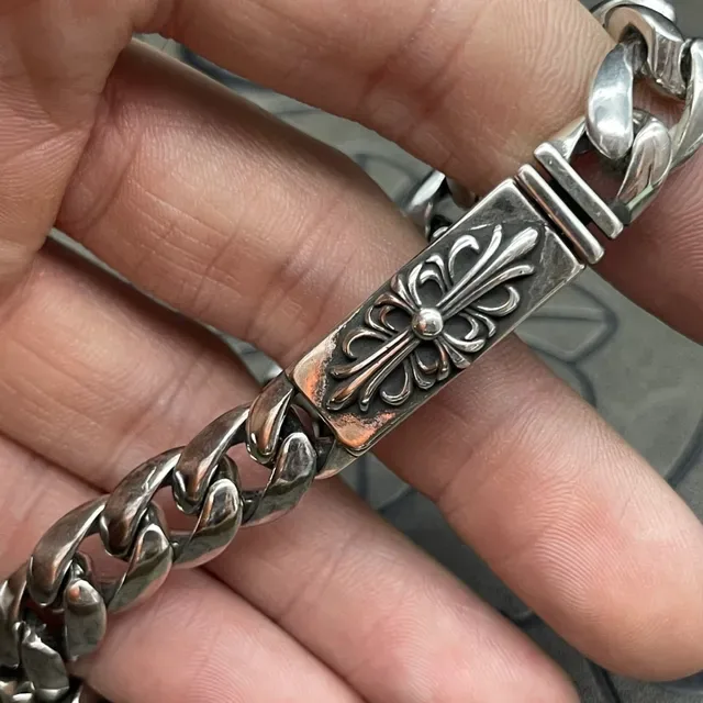 Chrome Hearts Pulseira Corrente Curb Prata Motivo Floral Cruz Pesada 4
