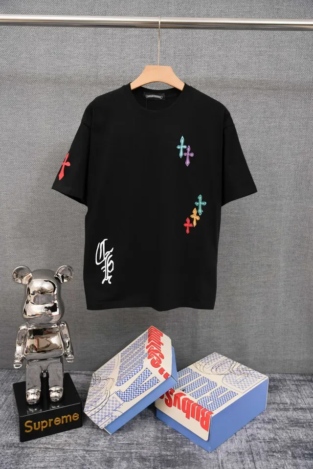 Chrome Hearts कढ़ाई वाले क्रॉस स्क्रिप्ट लोगो सफेद टी-शर्ट 3