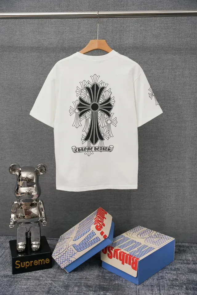 Chrome Hearts सफेद काला क्रू नेक फ्रंट पॉकेट टी-शर्ट 4