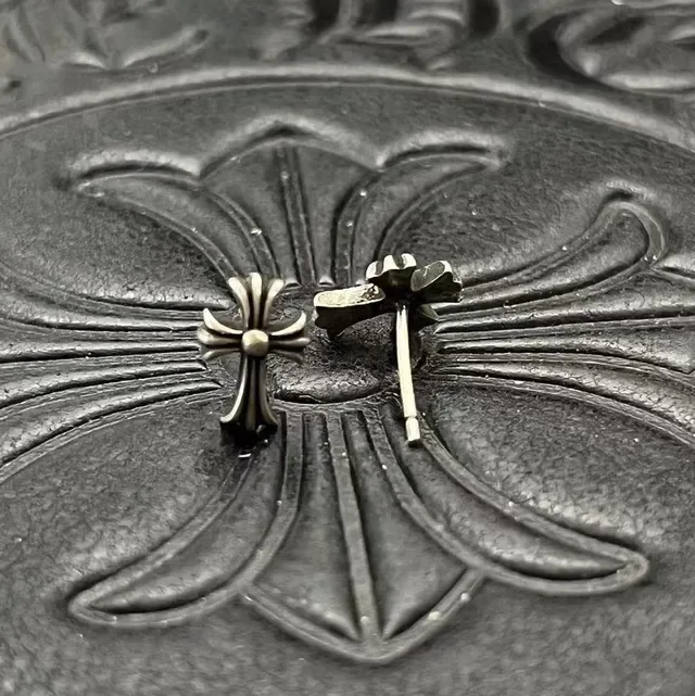 Chrome Hearts Silver Cross-Shaped Metallic Stud Earrings 5