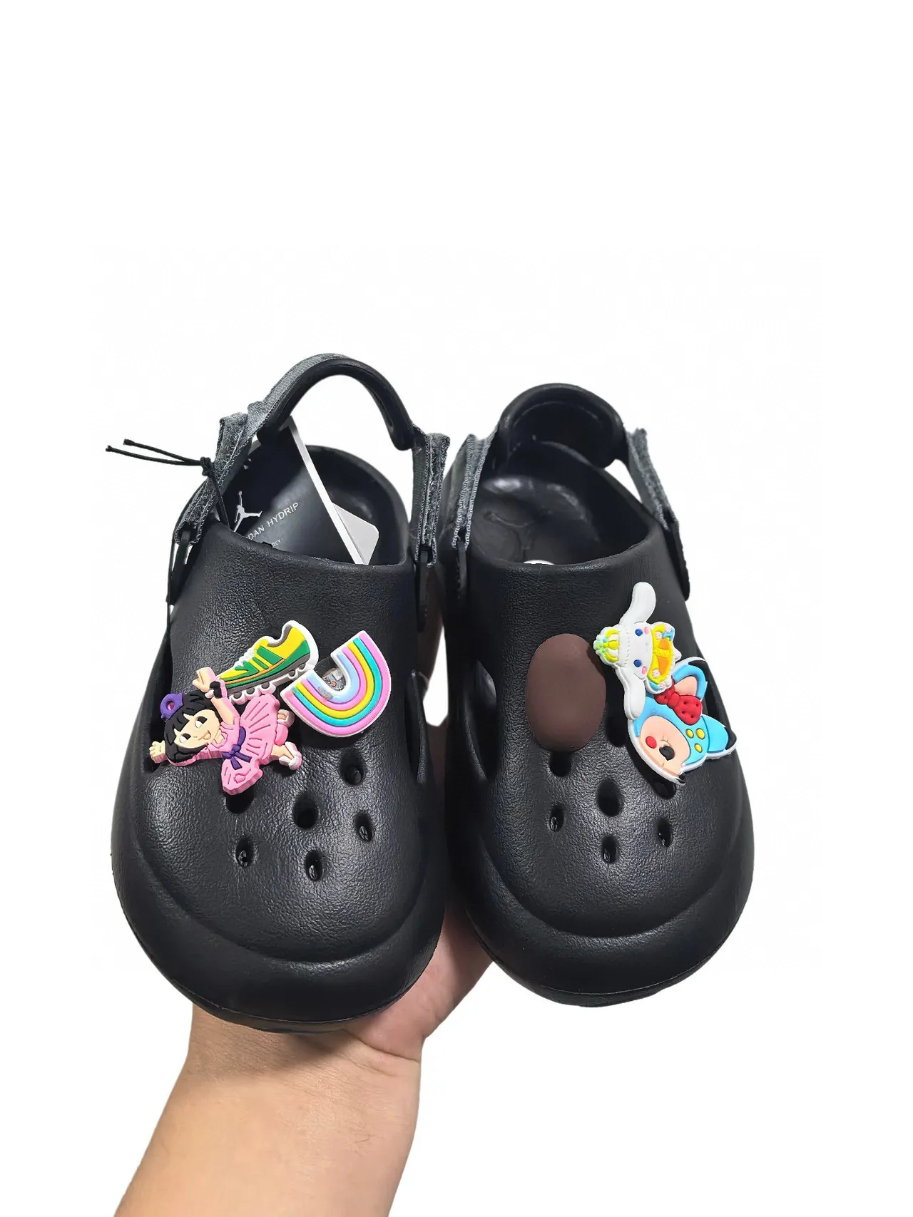 Crocs بيج أسود رغوة مطبوخة حزام قابل للتعديل كلوج 7
