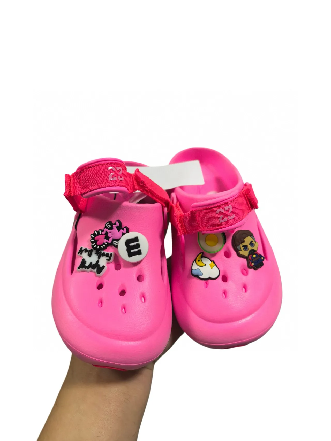 Crocs بيج أسود رغوة مطبوخة حزام قابل للتعديل كلوج 15